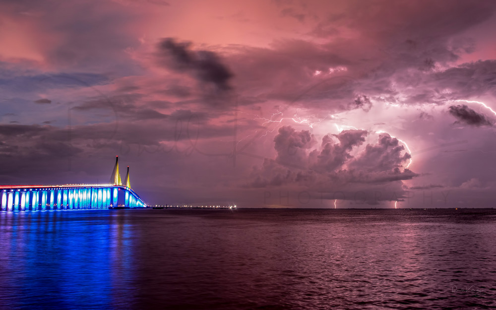 Red, White and Blue Lightning Show at the Skyway