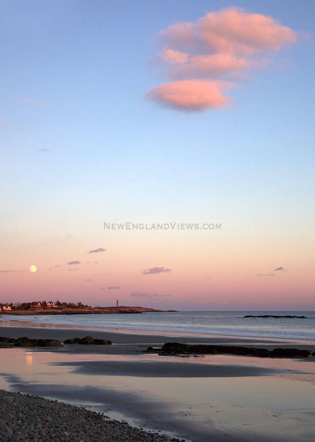 pink cloud full moon lighthouse beach rockport