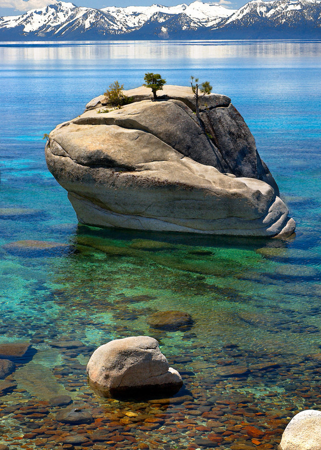 Classic photo of Bonsai Rock no the east shore of Lake Tahoe