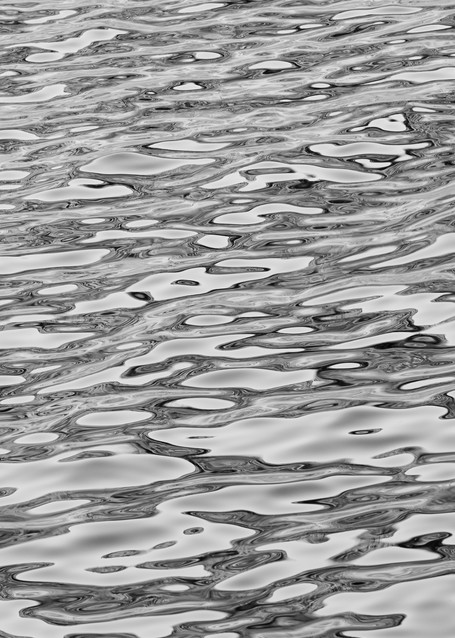 REFLECTIONS IN WATER RIPPLES BW, SEA OF CORTEZ, MEXICO