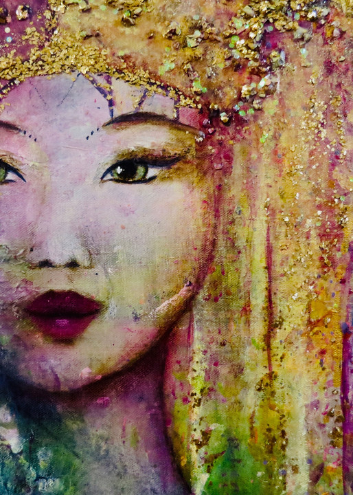 Queen Of Heaven Close Up Art | Sacred Star Arts