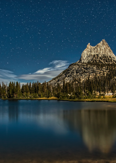 Cathedral Lake And Stars, 2019. Photography Art | Tom Stahl Photography