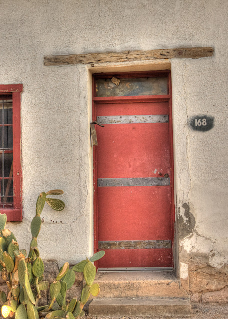 "Red Door...Red Window...", PhotoDiscoveries