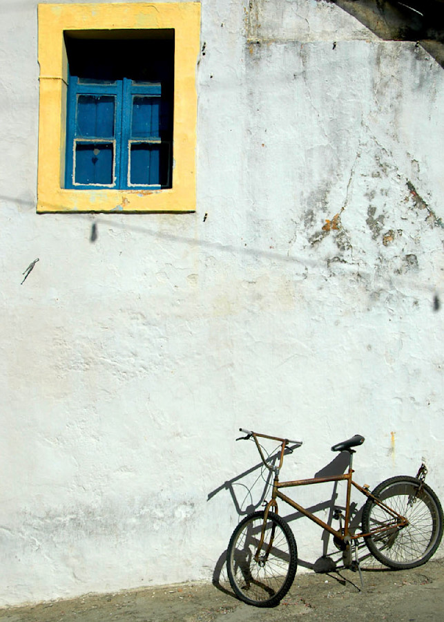 Bike under colorful window