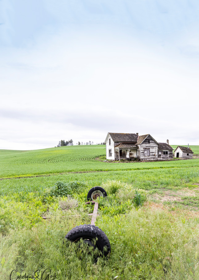 Abandoned Farmhouse and Wheel base in the Palouse