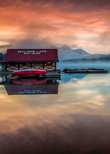 Beautiful Maligne Lake in Jasper National Park, Alberta, Canada
