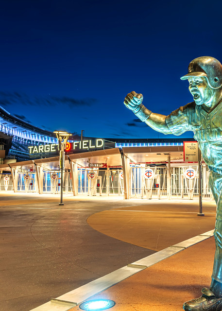 Kirby Puckett Statue At Target Field Photography Art | William Drew Photography