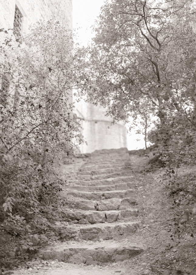 stair steps in gordes