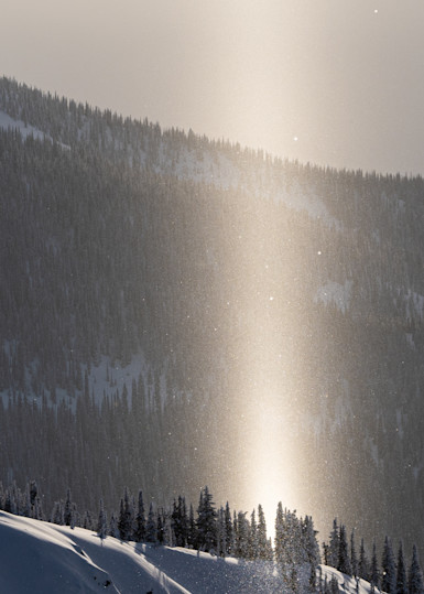 Tom Weager Photography - Light Pillar in the mountains