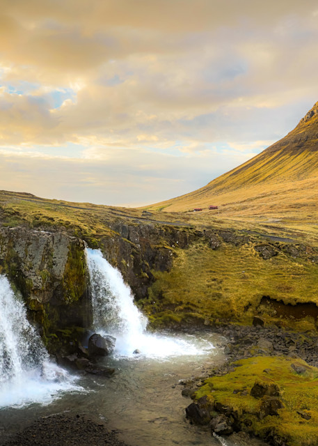 Kirkjufellsfoss Waterfall | Landscape Photography | Tim Truby 