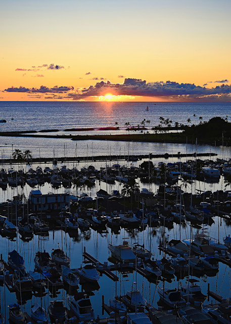 Landscape/Travel Photo Prints: Honolulu marina at sunset