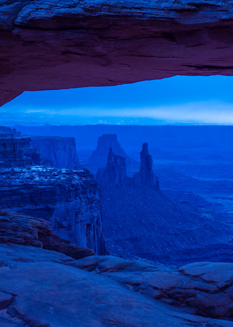 Red Rocks In Blue At Mesa Arch Photography Art | Peter Batty Photography