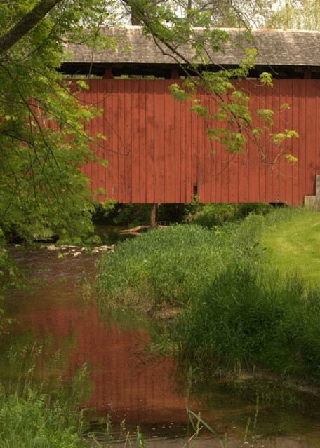 Red Covered Bridge Over A Midwestern Stream Photography Art | Lauramarlandphoto.com