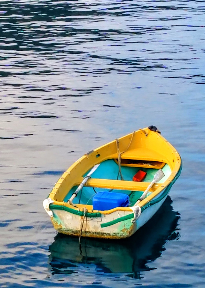 Simple Beauty Of A Boat In Italy Photography Art | Photoissimo - Fine Art Photography
