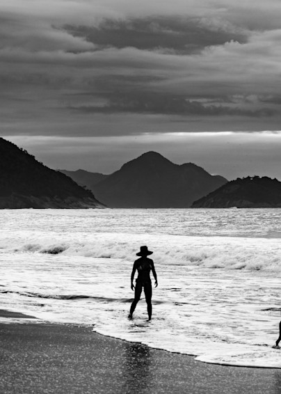 Juliana And Noir On Copacabana Beach B W Photography Art | Peter T. Knight Photography