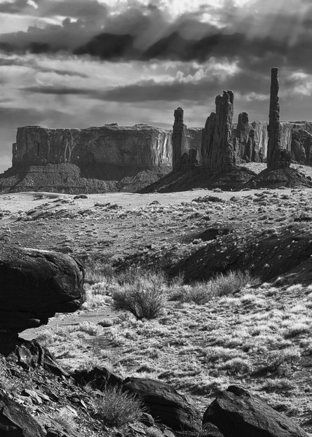 Monument Valley Totems1262 Photography Art | SilverTube Productions