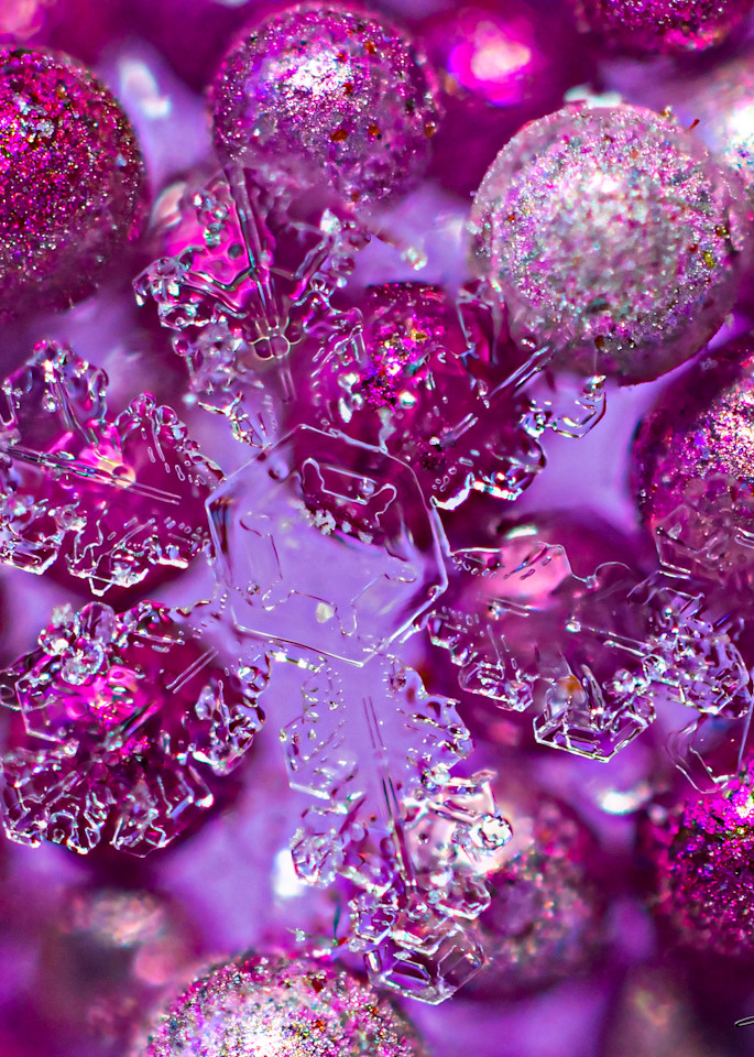 Snowcrystal On Pink Sparkly Hobby Balls
