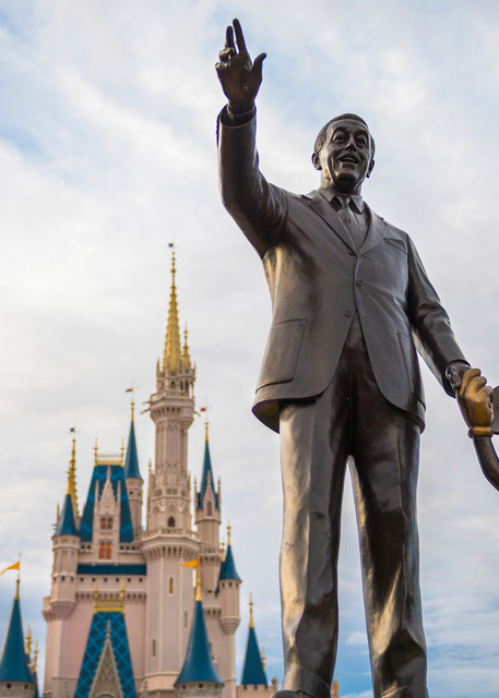 Partners Statue Walt Mickey Mouse Disney World Castle