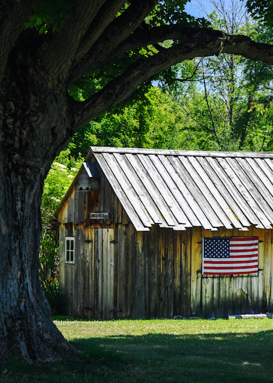 Patriotic Crook Farm Barn — Pennsylvania fine-art photography prints