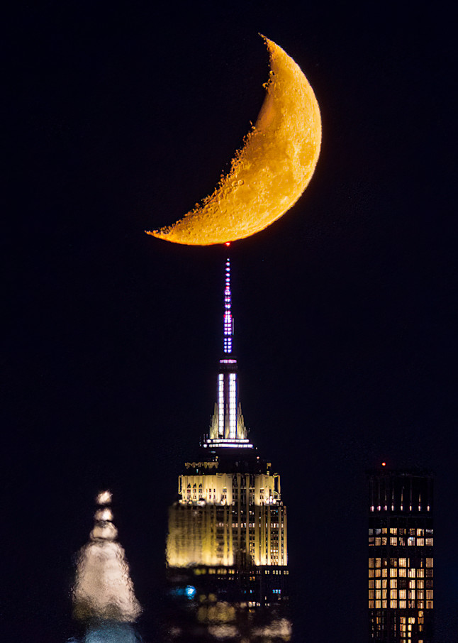 moon over empire state