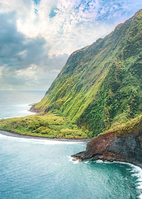 Ancient Cliffs, Molokai, Hawaii | Seascape Photography | Tim Truby 