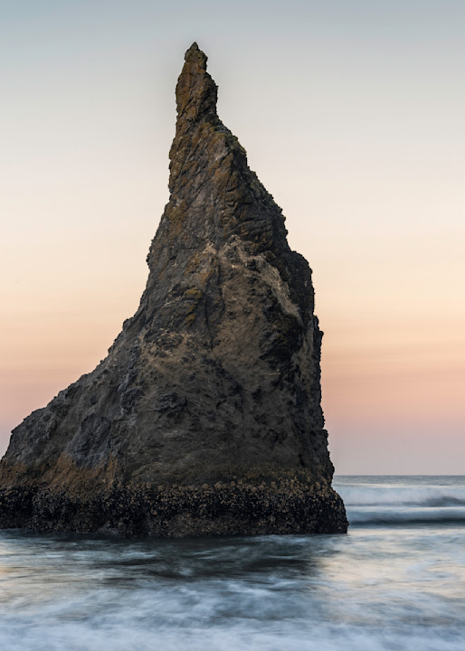 Sea Stack At Sunset, Bandon Beach, Oregon Photography Art | Tom Ingram Photography