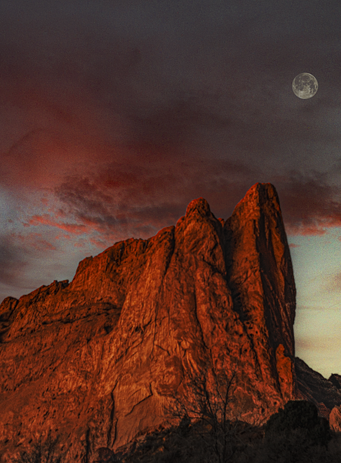 Moonset Gog Sunrise 01112025 Jhel4268 Photography Art | James H Egbert's Silver Branch Studios