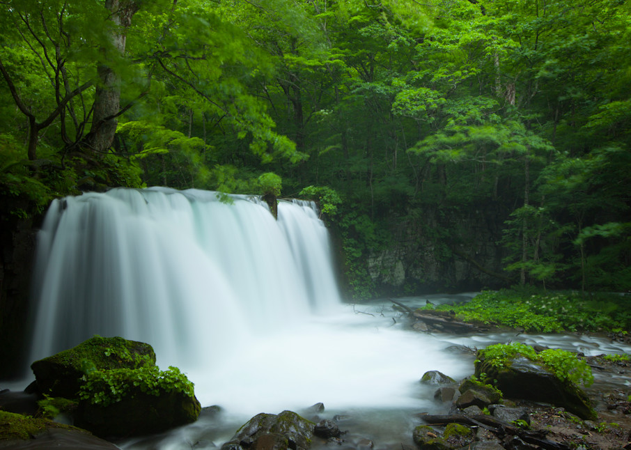 Oirase Choushi Ootaki (Big Falls)