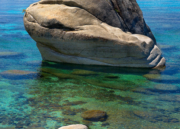 Classic photo of Bonsai Rock no the east shore of Lake Tahoe