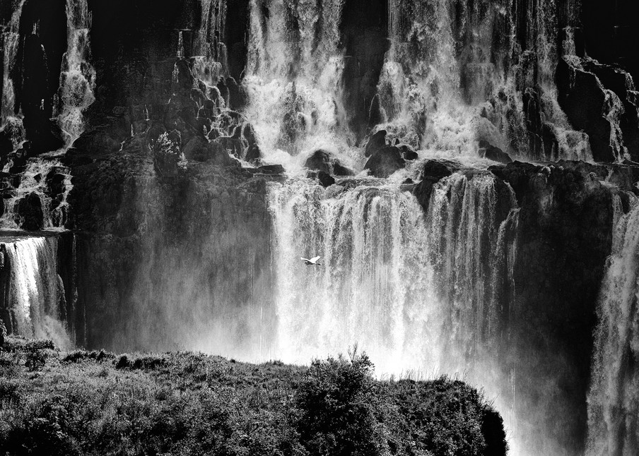Lakes Rivers And Waterfalls 005 Art | Cheng Yan Studio