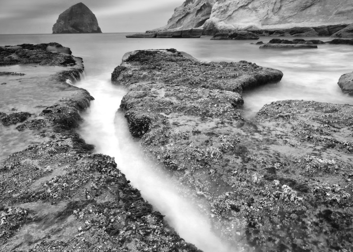 "Kiwanda Slot" Cape Kiwanda Oregon black and white seascape photograph