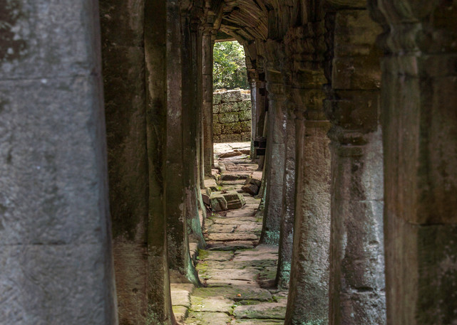 Shadow and Light | Cambodia | Susan J Photography
