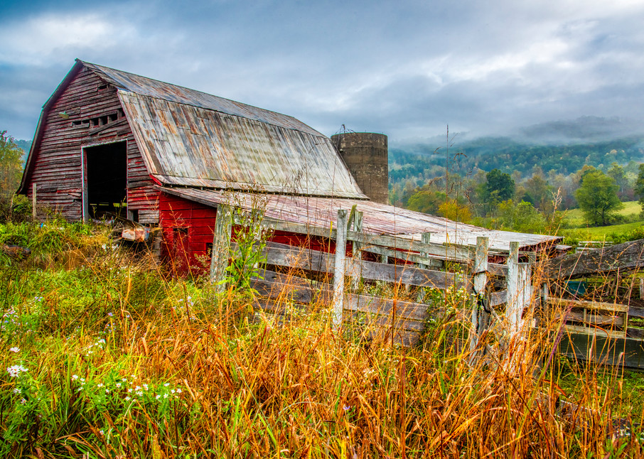 Old Smoky Mountains barn photography
