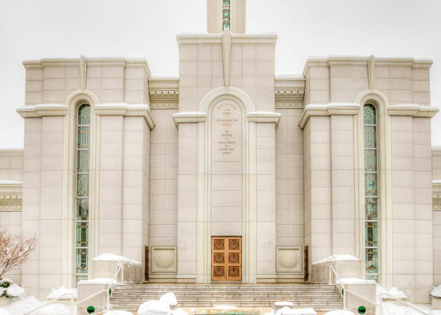Bountiful Temple - Snow Covered Fountain