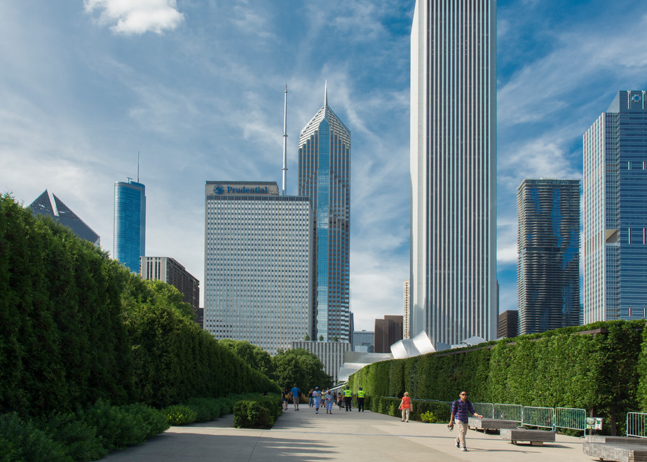 Pathway to skyline in Millennium Park, Chicago