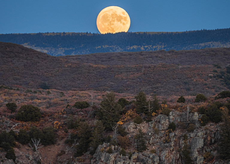 Black Canyon Moon Rise  Photography Art | lawrencemansell