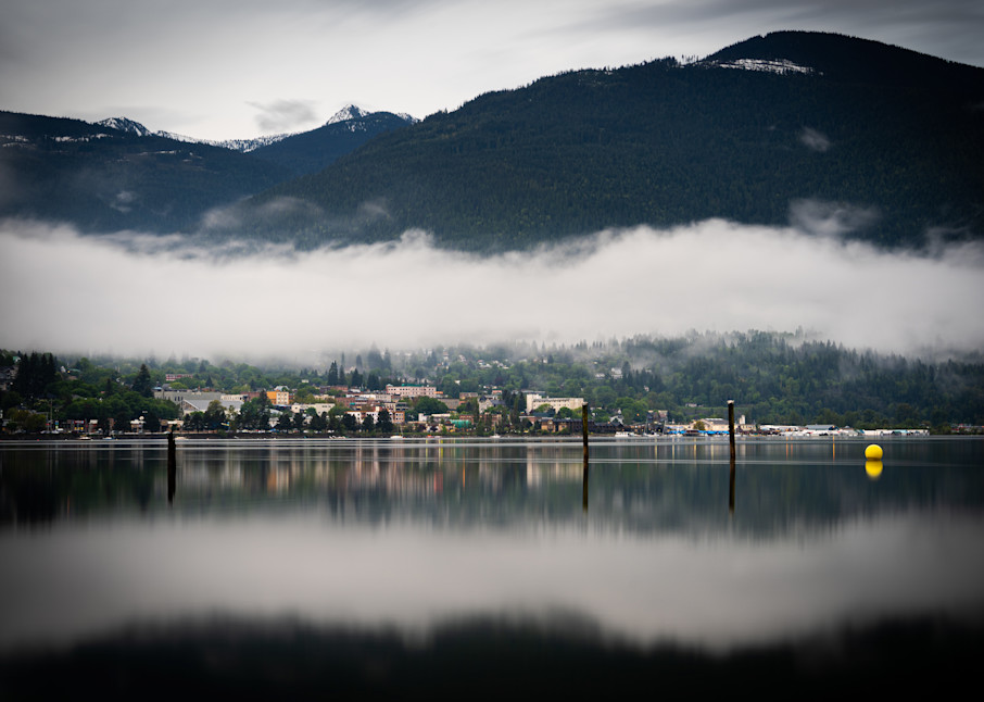 Tom Weager Photography - Nelson BC at dusk