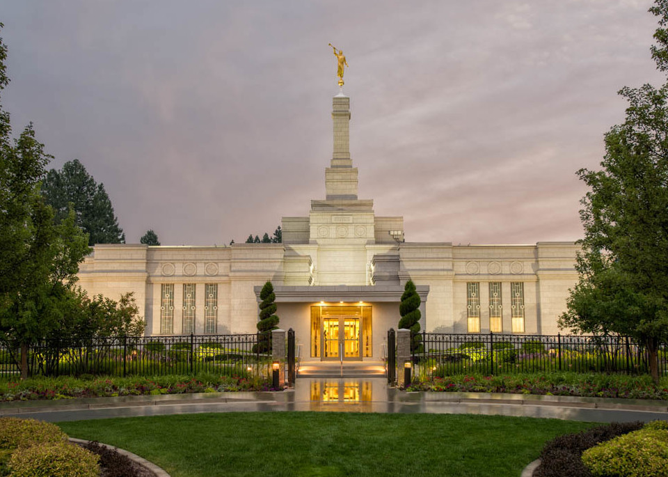 Spokane Washington Temple - Covenant Path