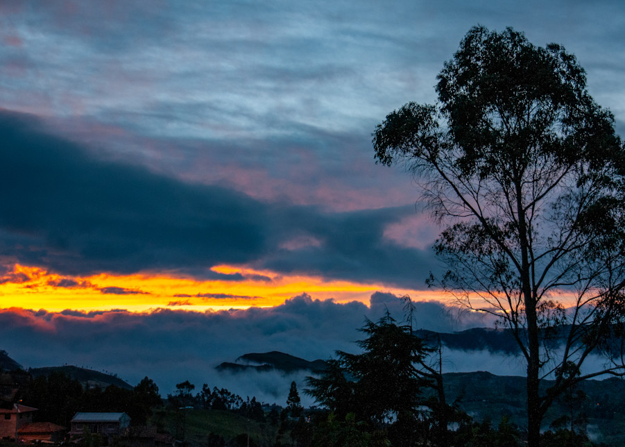 Sunset and Fog Cajas National Park, Equador | Nicki Geigert, Photography
