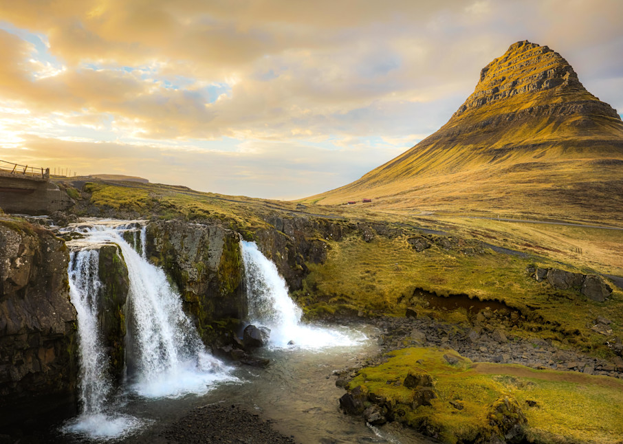 Kirkjufellsfoss Waterfall | Landscape Photography | Tim Truby 