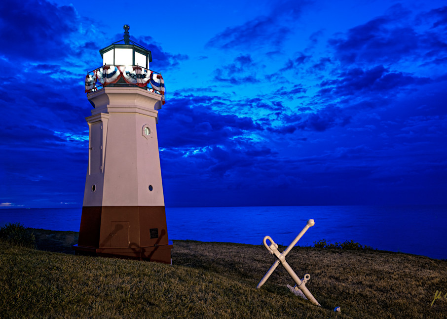 Vermilion Lighthouse  Photography Art | johnkennington