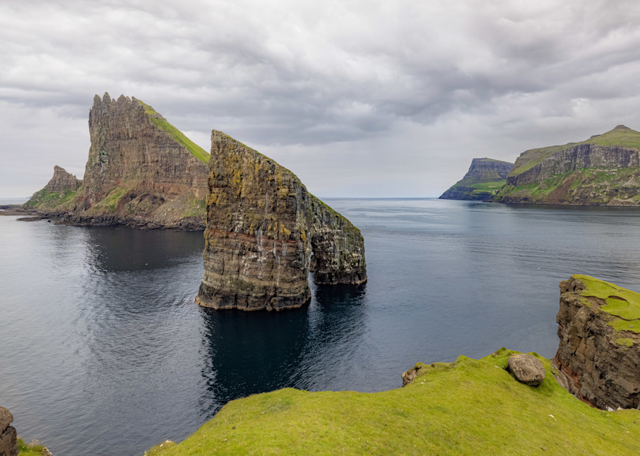 Drangarnir, Faroe Islands | Landscape Photography | Tim Truby