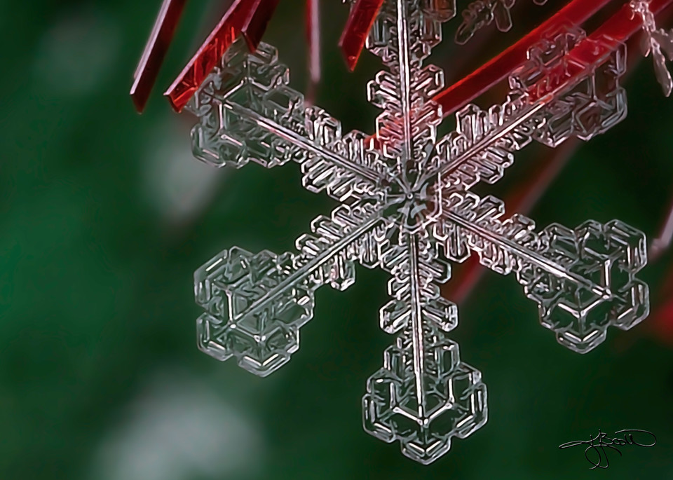 Christmas Snowflake Stellar Dendrite On Red Sparkle Ball