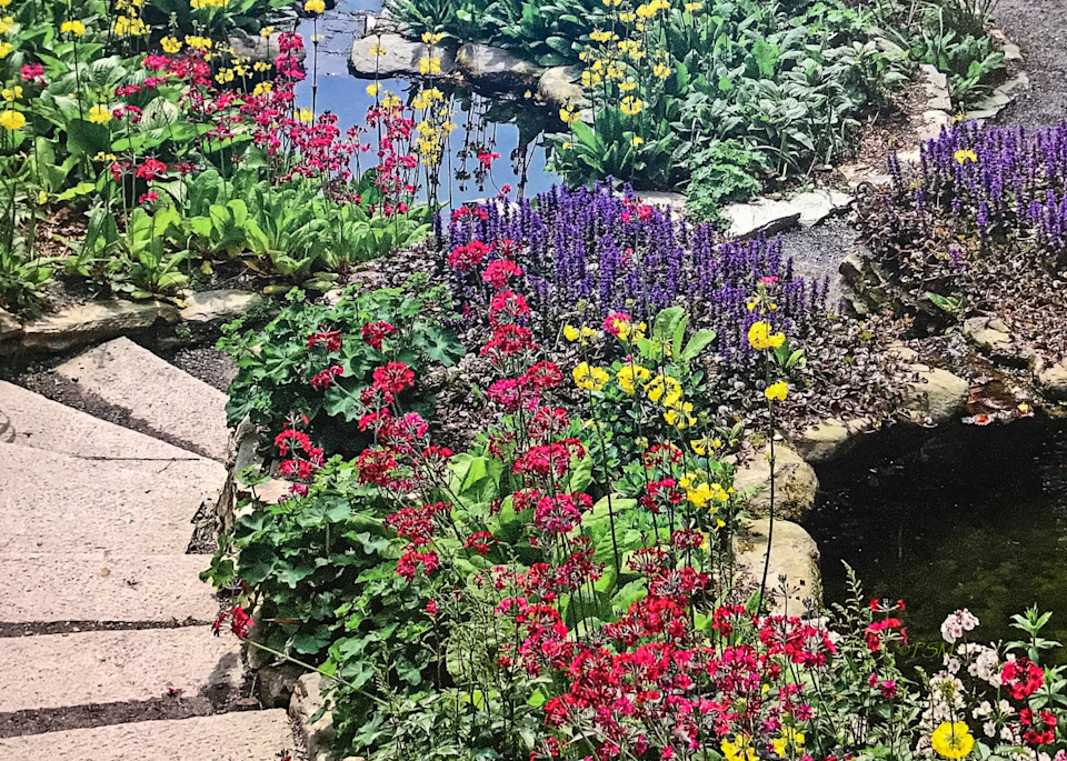 Gardens Around the World - Glendurgan with Rainbow of Flowers - England