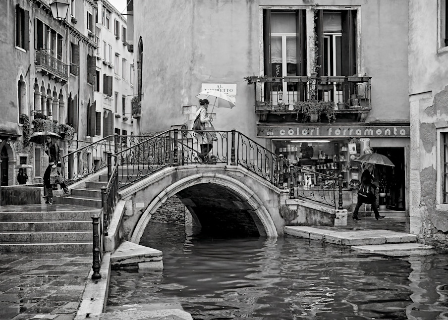 John E. Kelly Fine Art Photography – Venice Canal - World View