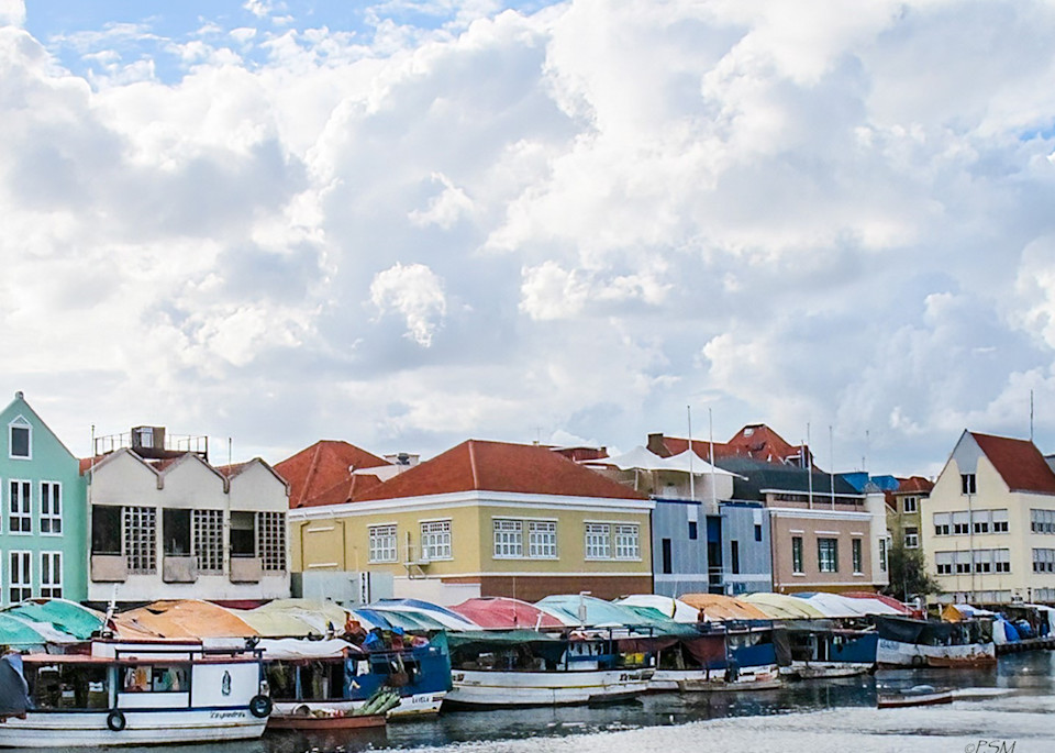 Curacao - Community of Colors