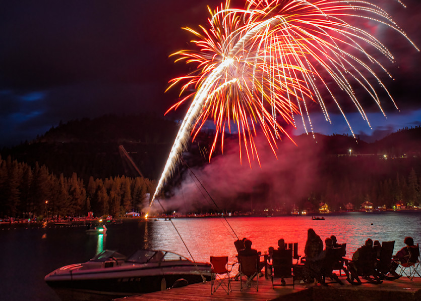 Photo Donner Lake Fireworks