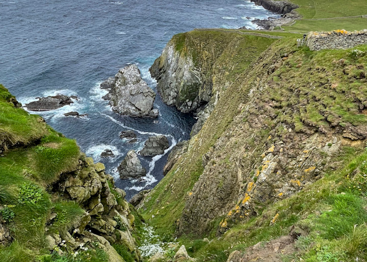 Shetland Cliffs
