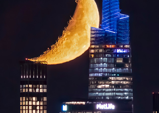 moon over one vanderbilt