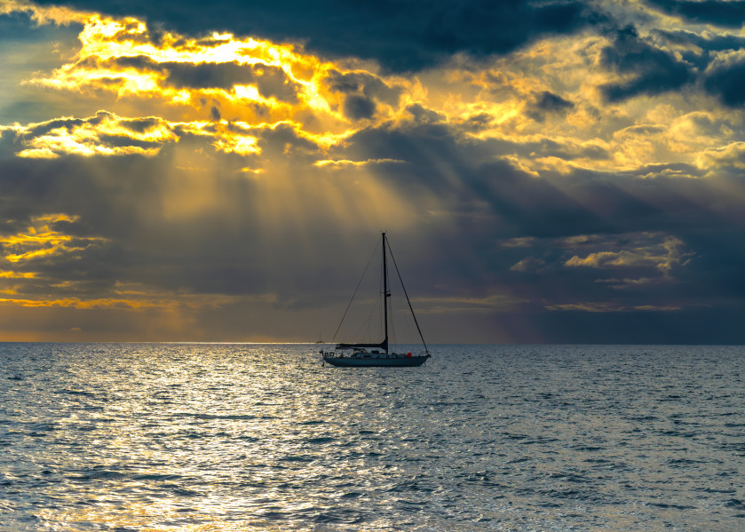 Sailing Away, Maui, Hawaii Photography Art | Tom Ingram Photography